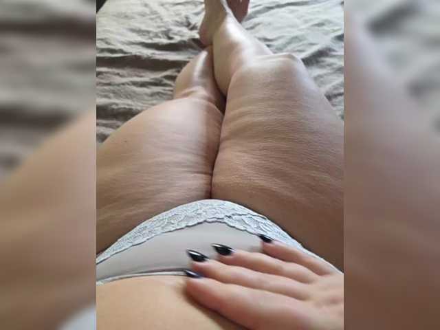 HairyCrotch's BongaCams show and profile