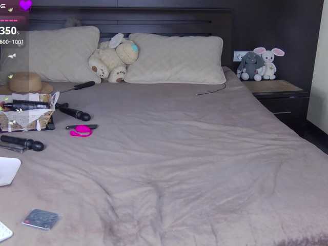 HairyCrotch's BongaCams show and profile