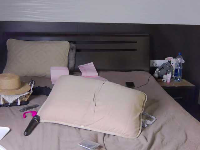 HairyCrotch's BongaCams show and profile