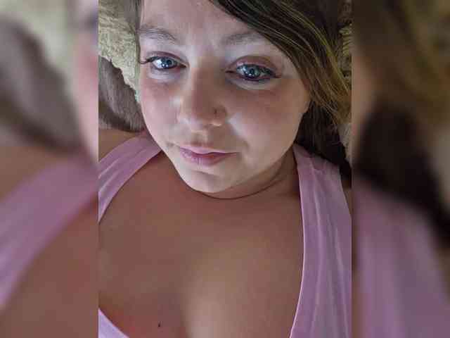 FLUFFY_BEAUTY webcam