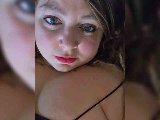 HairyCrotch Live Webcam on BongaCams