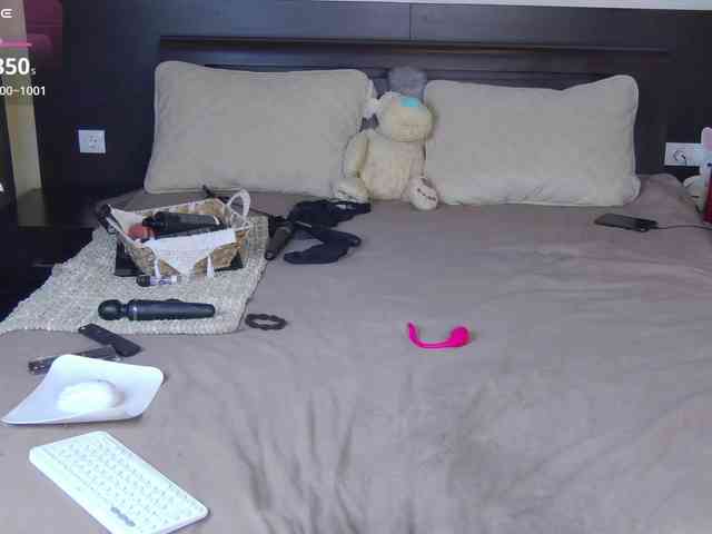 FLUFFY_BEAUTY webcam