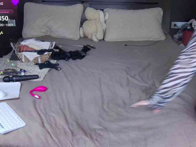 FLUFFY_BEAUTY webcam