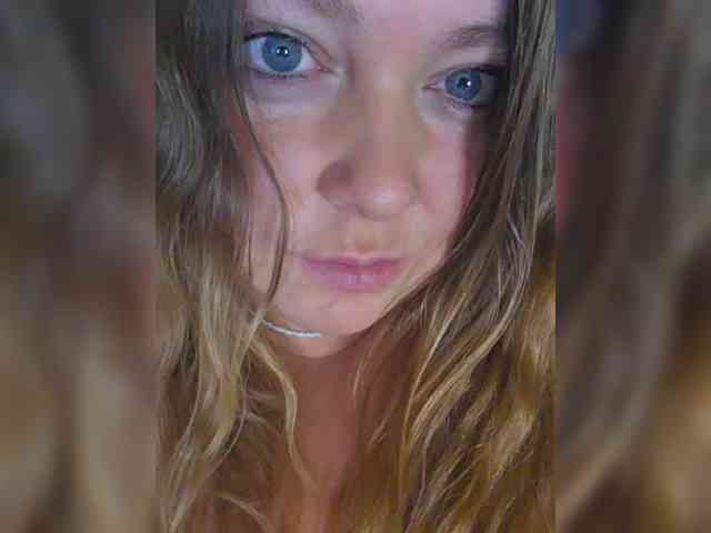 FLUFFY_BEAUTY webcam