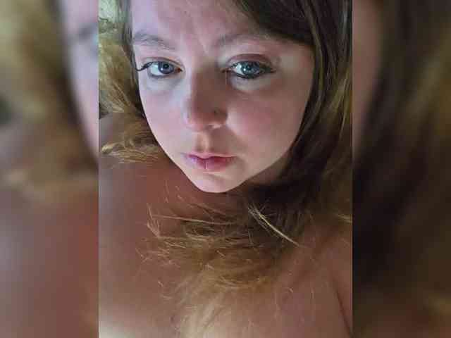 FLUFFY_BEAUTY webcam