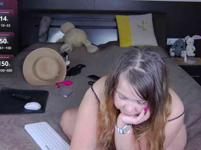 FLUFFY_BEAUTY webcam