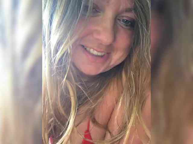 HairyCrotch Live Webcam on BongaCams