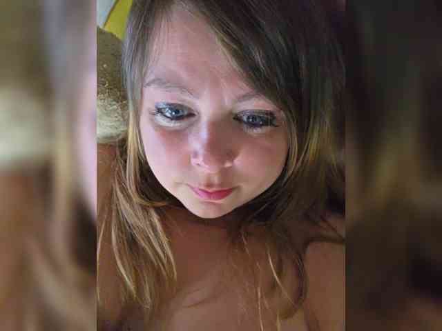 FLUFFY_BEAUTY webcam