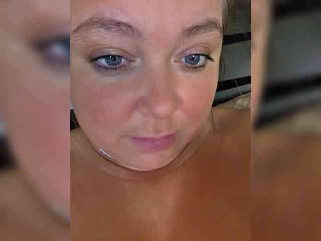 FLUFFY_BEAUTY webcam