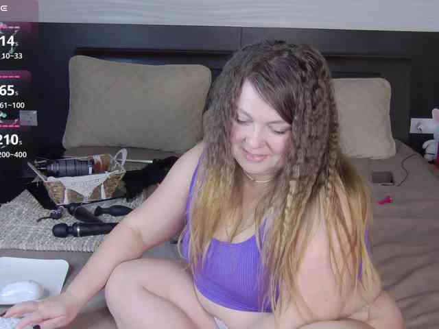 FLUFFY_BEAUTY webcam