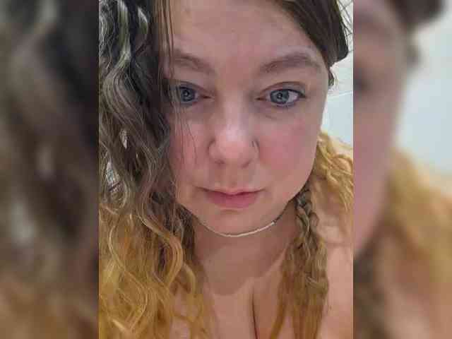 FLUFFY_BEAUTY webcam