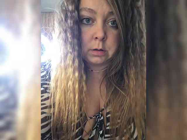 FLUFFY_BEAUTY webcam