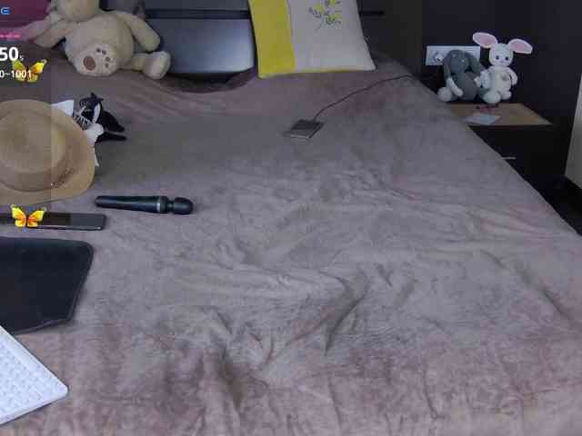 FLUFFY_BEAUTY webcam
