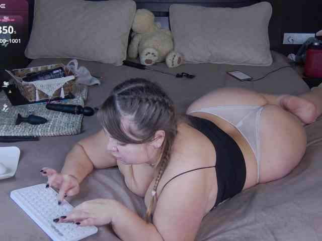 FLUFFY_BEAUTY webcam