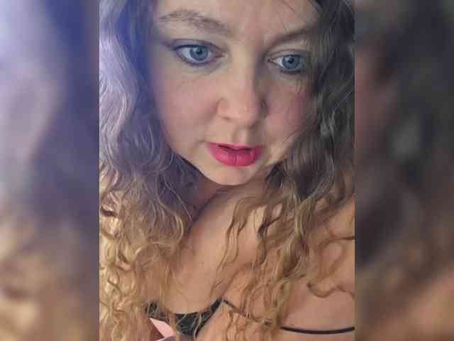 FLUFFY_BEAUTY webcam