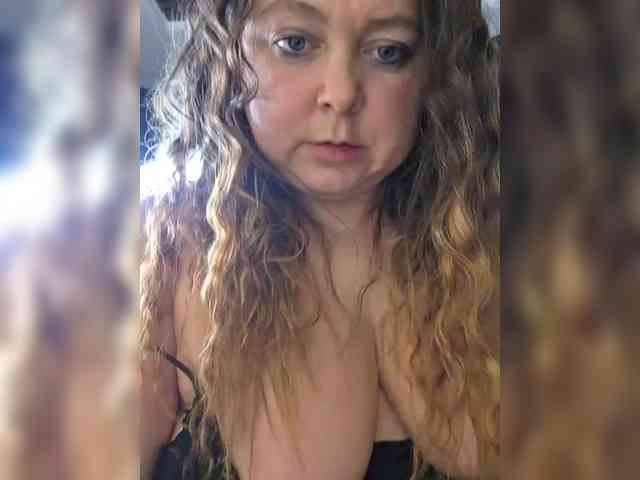 FLUFFY_BEAUTY webcam