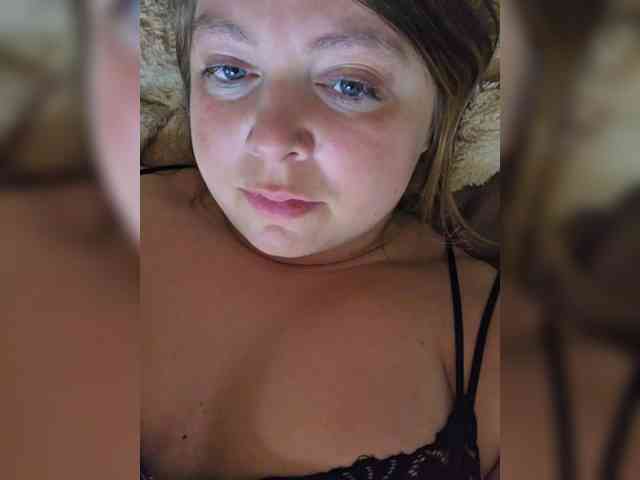 FLUFFY_BEAUTY webcam