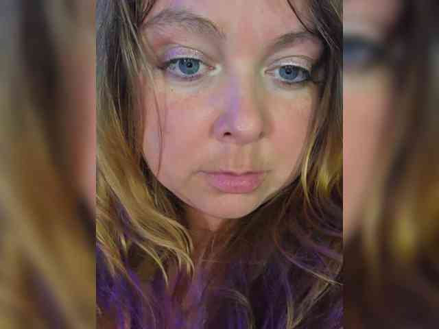 FLUFFY_BEAUTY webcam