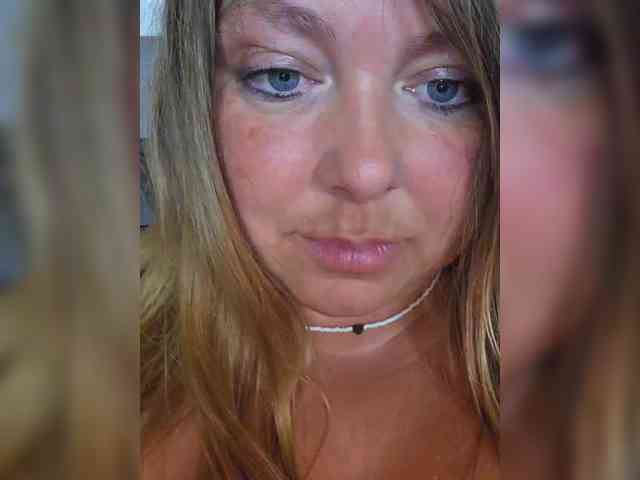 FLUFFY_BEAUTY webcam
