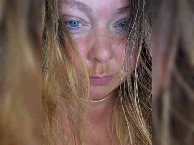 FLUFFY_BEAUTY webcam