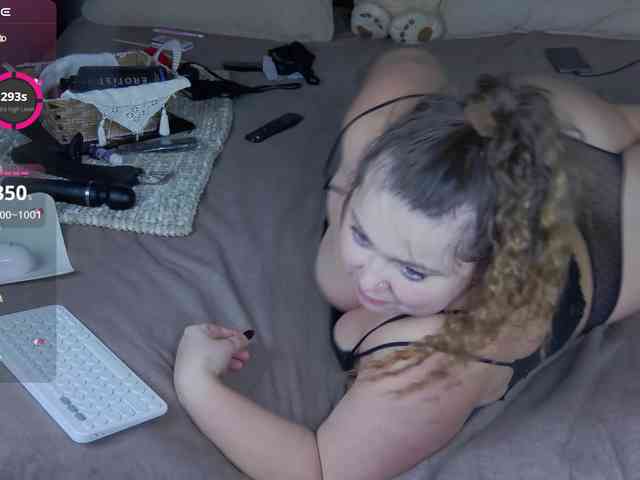 FLUFFY_BEAUTY webcam