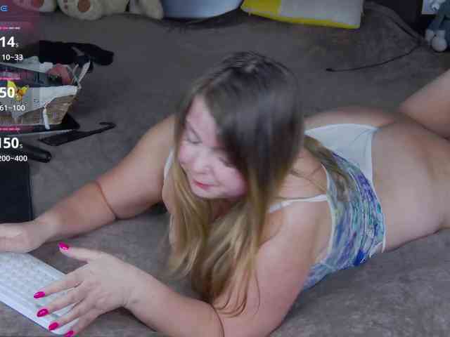 FLUFFY_BEAUTY webcam