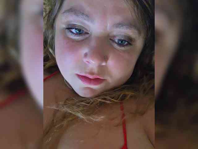 FLUFFY_BEAUTY webcam