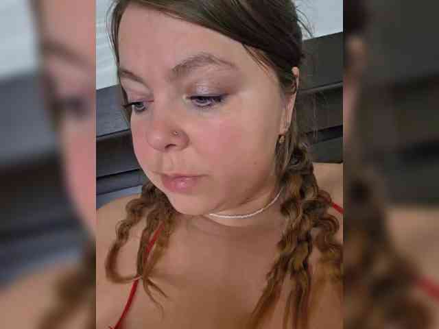 FLUFFY_BEAUTY webcam