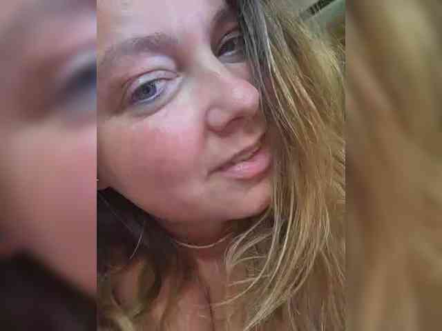 FLUFFY_BEAUTY webcam