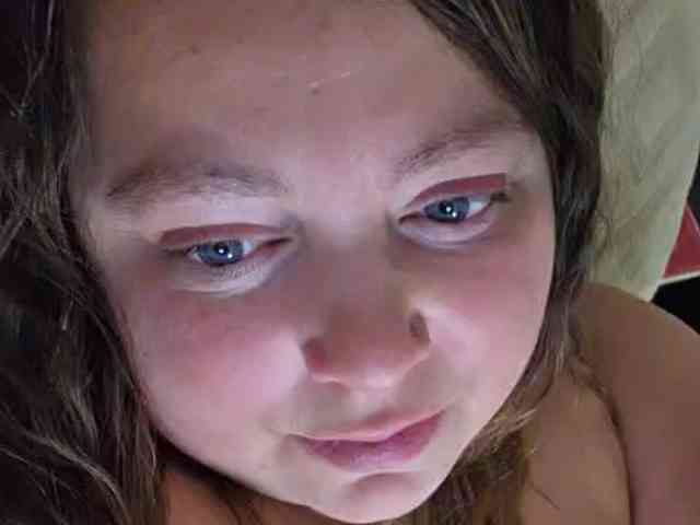 FLUFFY_BEAUTY webcam