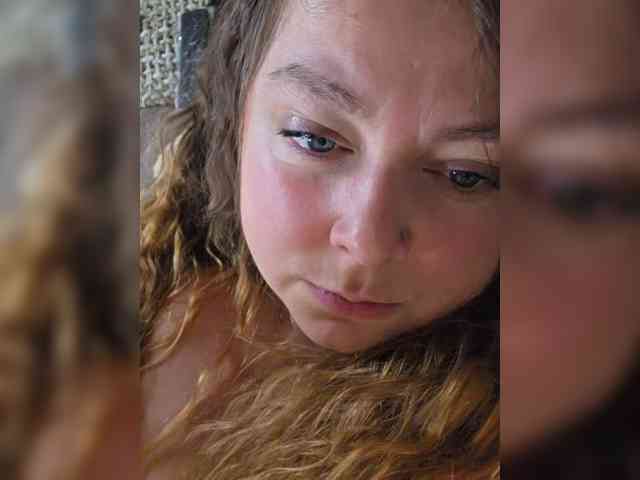 FLUFFY_BEAUTY webcam