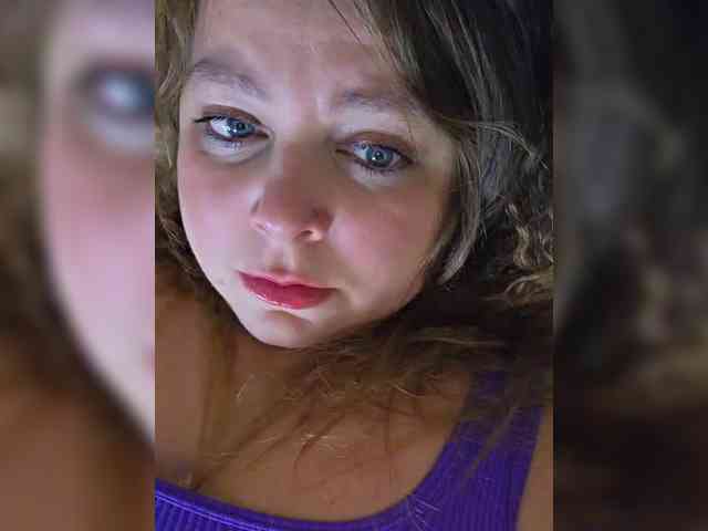 FLUFFY_BEAUTY webcam