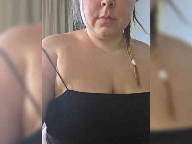 FLUFFY_BEAUTY webcam