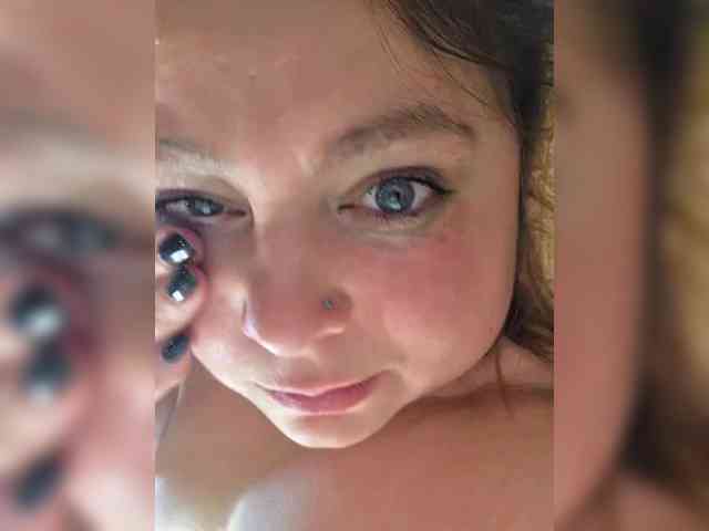 FLUFFY_BEAUTY webcam