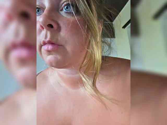 FLUFFY_BEAUTY webcam