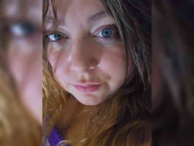 FLUFFY_BEAUTY webcam