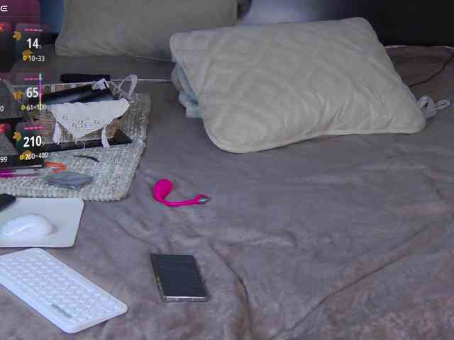 FLUFFY_BEAUTY webcam