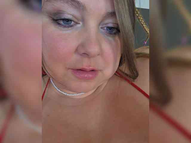 FLUFFY_BEAUTY webcam