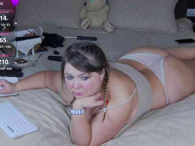 FLUFFY_BEAUTY webcam