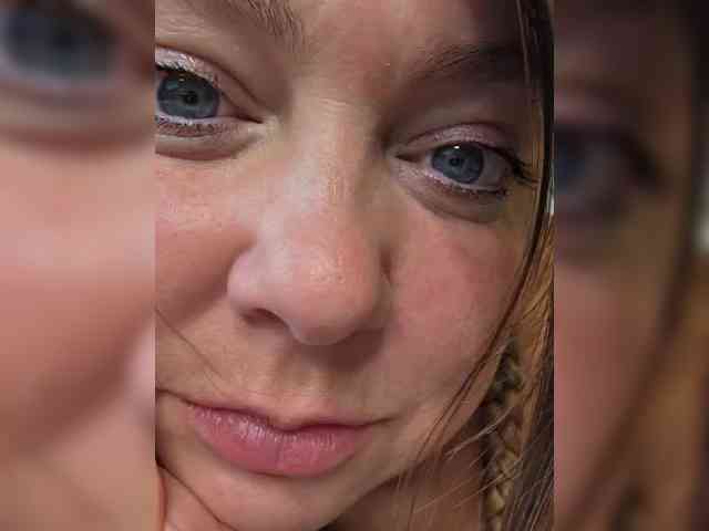 FLUFFY_BEAUTY webcam