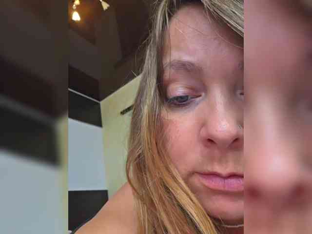 FLUFFY_BEAUTY webcam