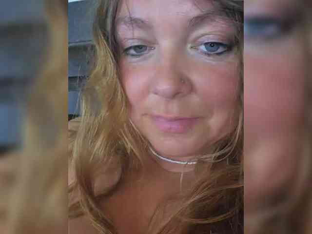FLUFFY_BEAUTY webcam