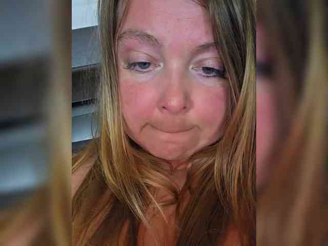 FLUFFY_BEAUTY webcam