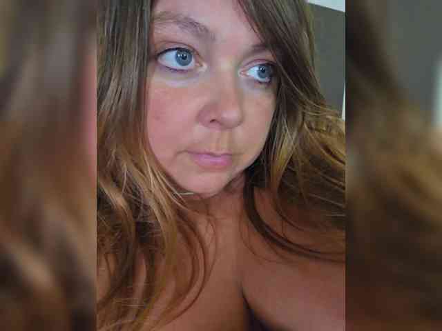 FLUFFY_BEAUTY webcam