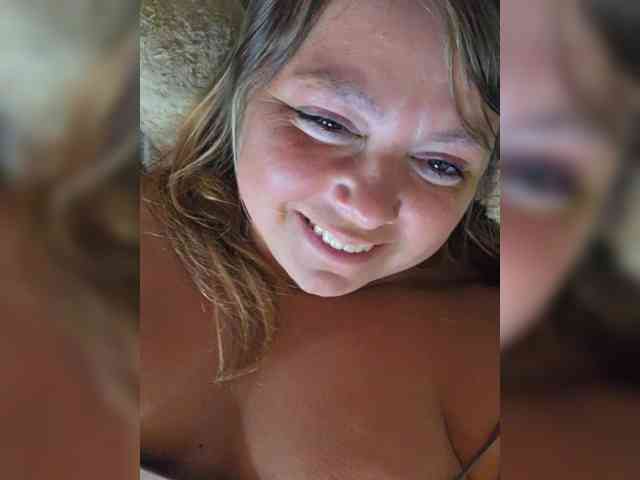 FLUFFY_BEAUTY webcam
