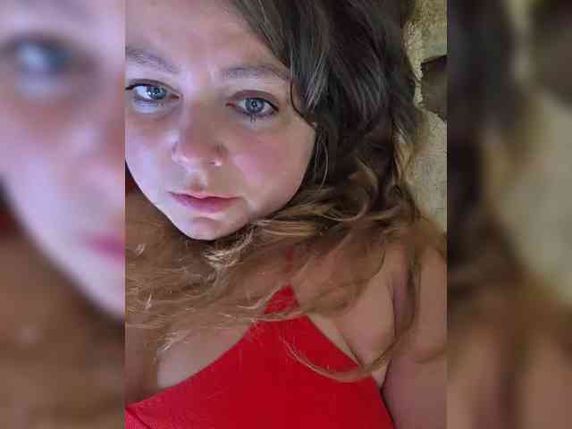 FLUFFY_BEAUTY webcam