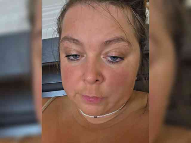 FLUFFY_BEAUTY webcam