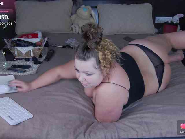 FLUFFY_BEAUTY webcam