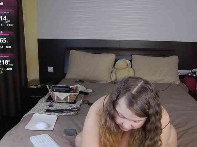 FLUFFY_BEAUTY webcam