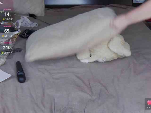 FLUFFY_BEAUTY webcam